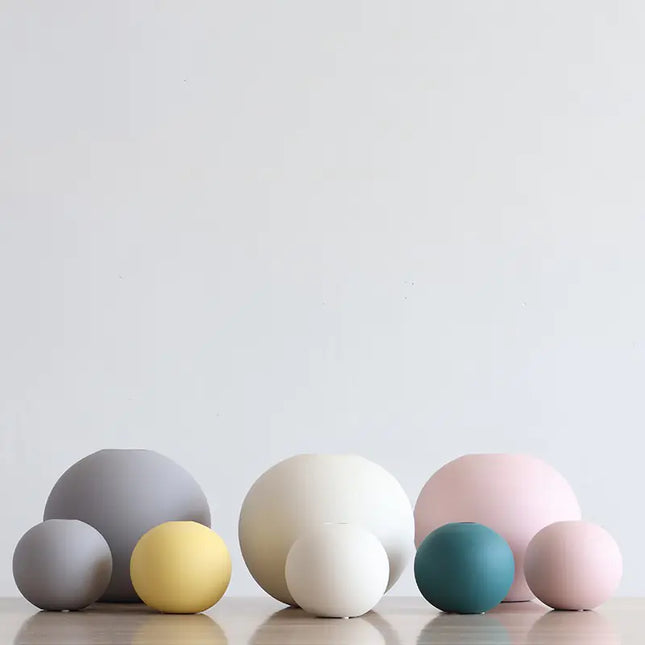 Nordic Ceramic Vase – Minimalist Round Decorative Flower Pot
